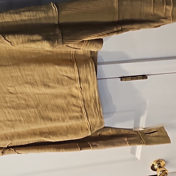 Top - Picture 6 of 6